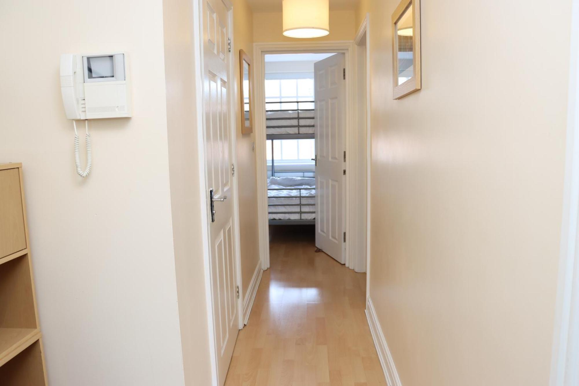 Scandinavian City Centre Apartment Worcester Bagian luar foto