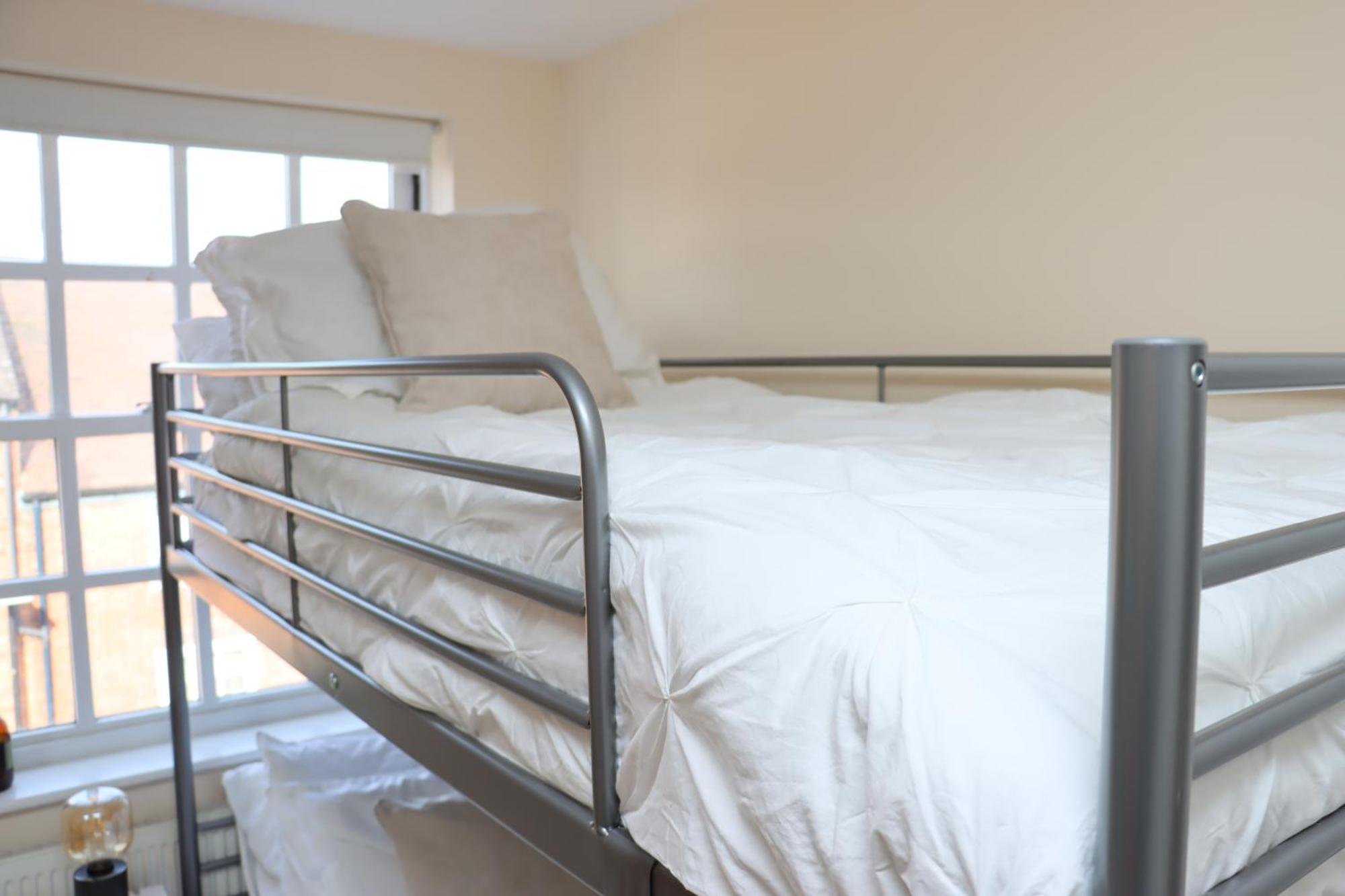 Scandinavian City Centre Apartment Worcester Bagian luar foto